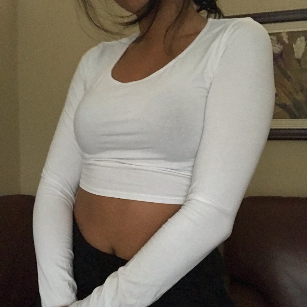Express Basic White Long Sleeve Crop Top